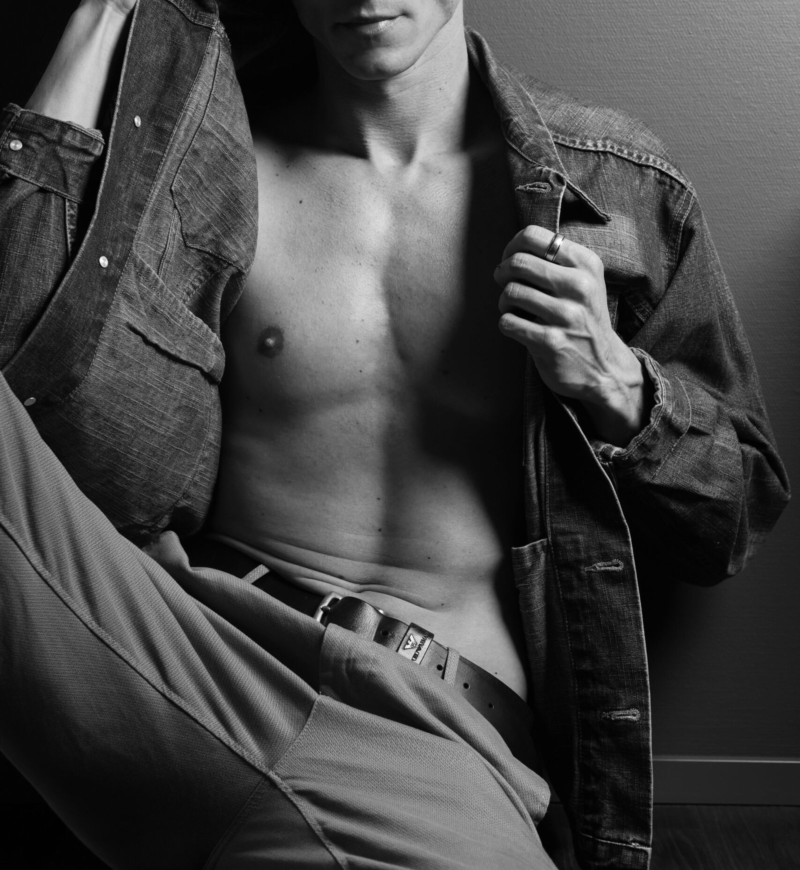 Callboy Mike buchen von Venura-Callboys